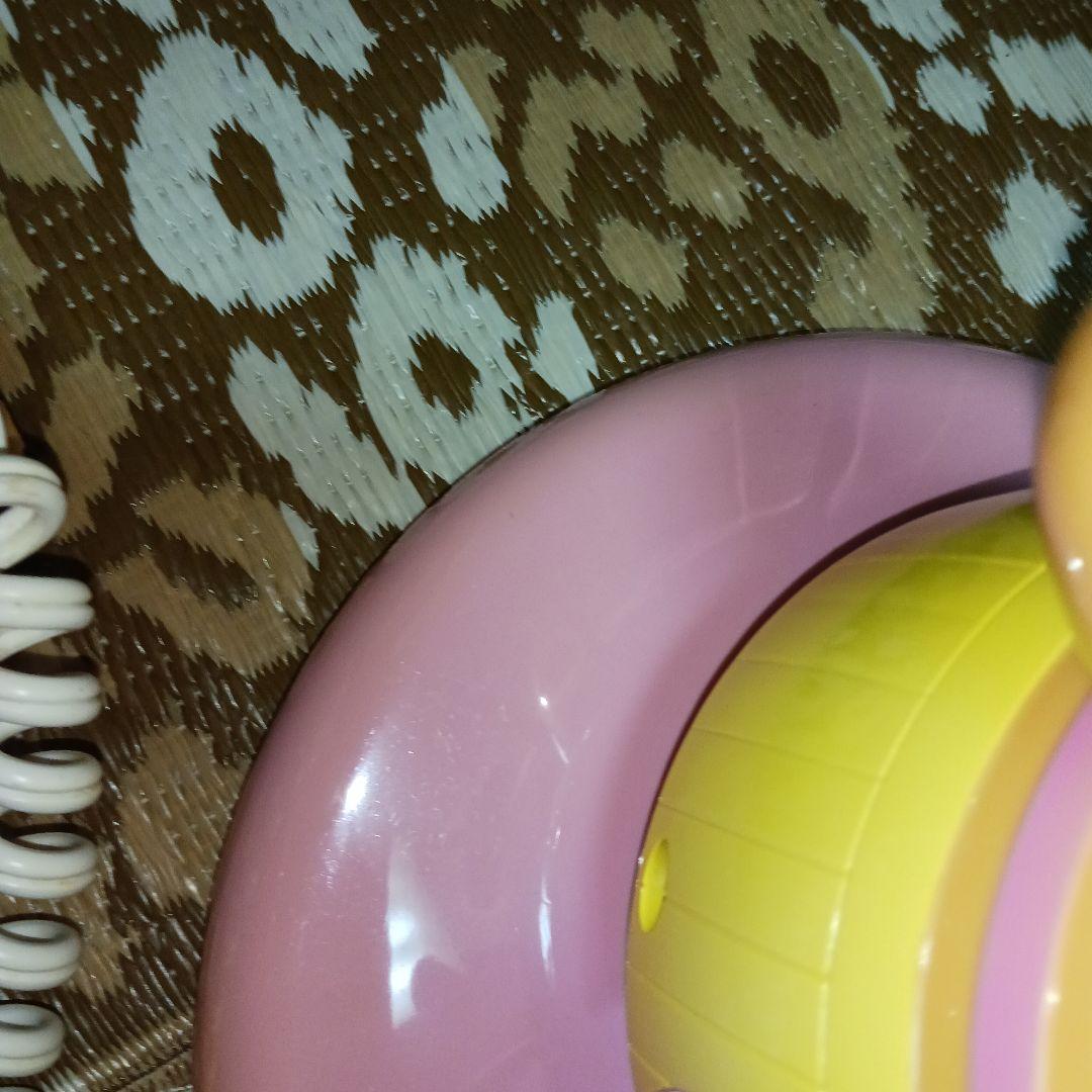 ハローキティ パーソナル家庭用扇風機 　　日焼けキティ　2004年製