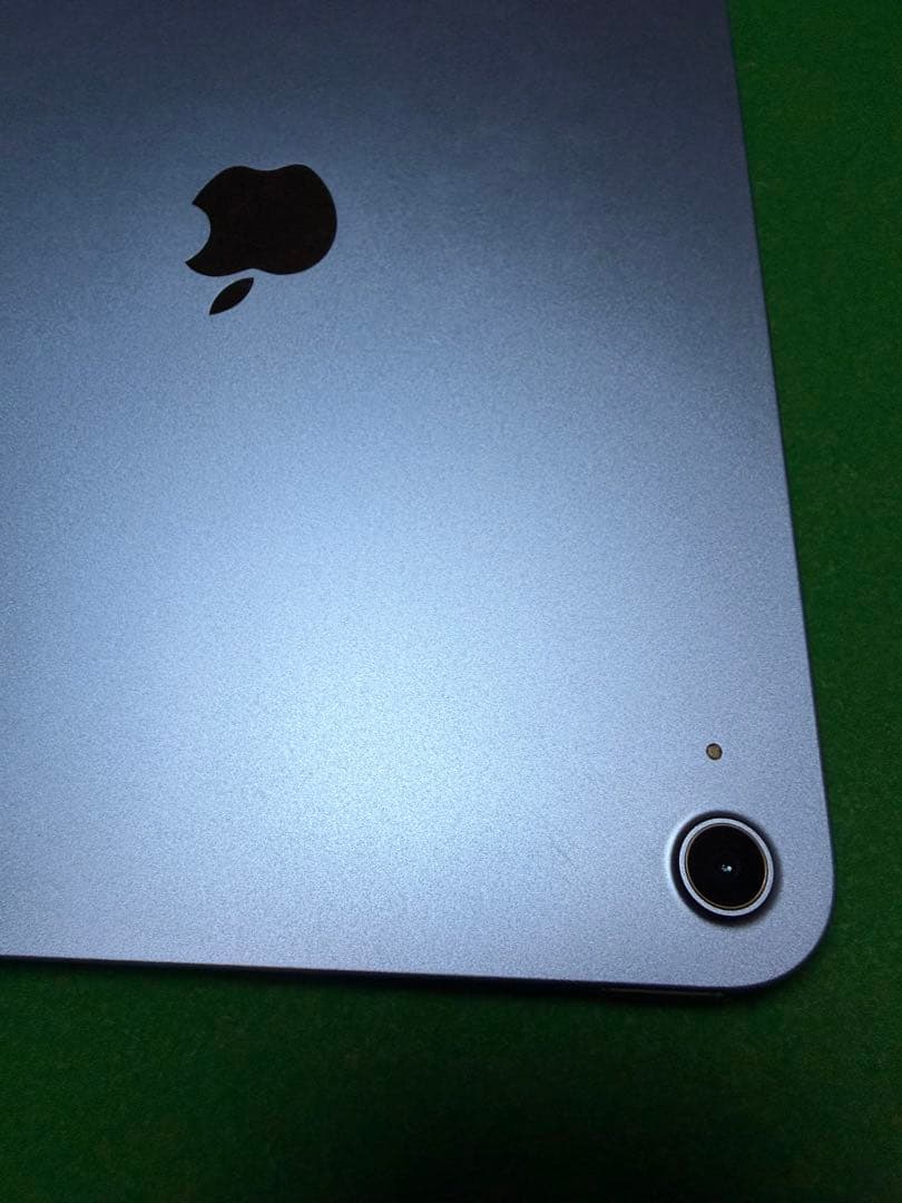 Apple iPad（第10世代）64GB シルバー［Wi-Fiモデル］