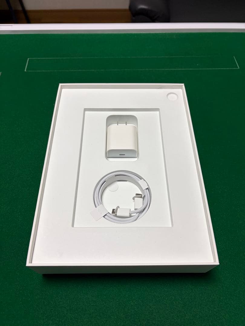 Apple iPad（第10世代）64GB シルバー［Wi-Fiモデル］