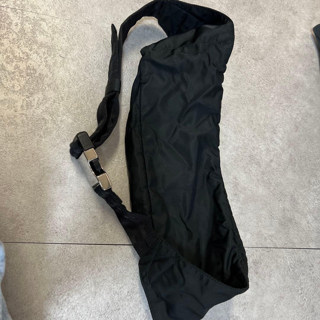 PRADA ブラック ボディバッグ 黒 ナイロン ウエストポーチ