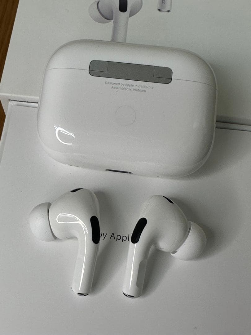 【ほぼ未使用】AirPods Pro 第2世代 MTJV3J/A 3FMF3
