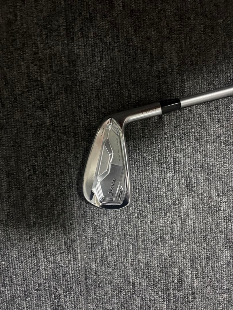 ⭐︎あちらんさん専用⭐︎スリクソンZX7 Mk2 4番アイアン単品
