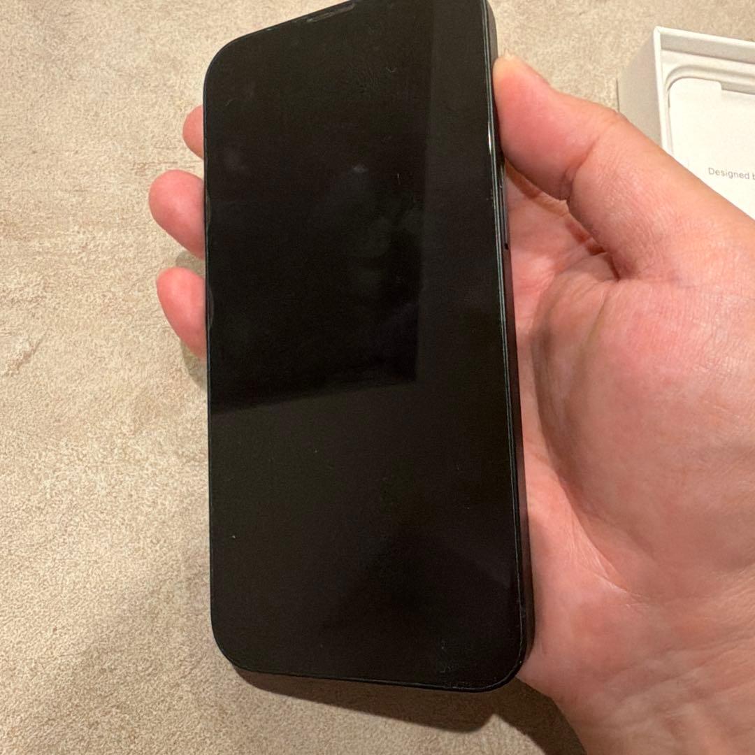 Apple iPhone 14 ブラック 本体 箱付き 美品