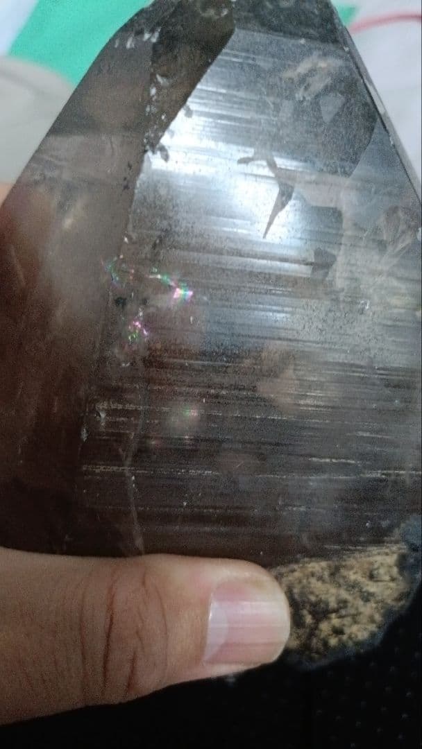 虹入りスモーキークォーツクラスター原石 黒水晶モリオン