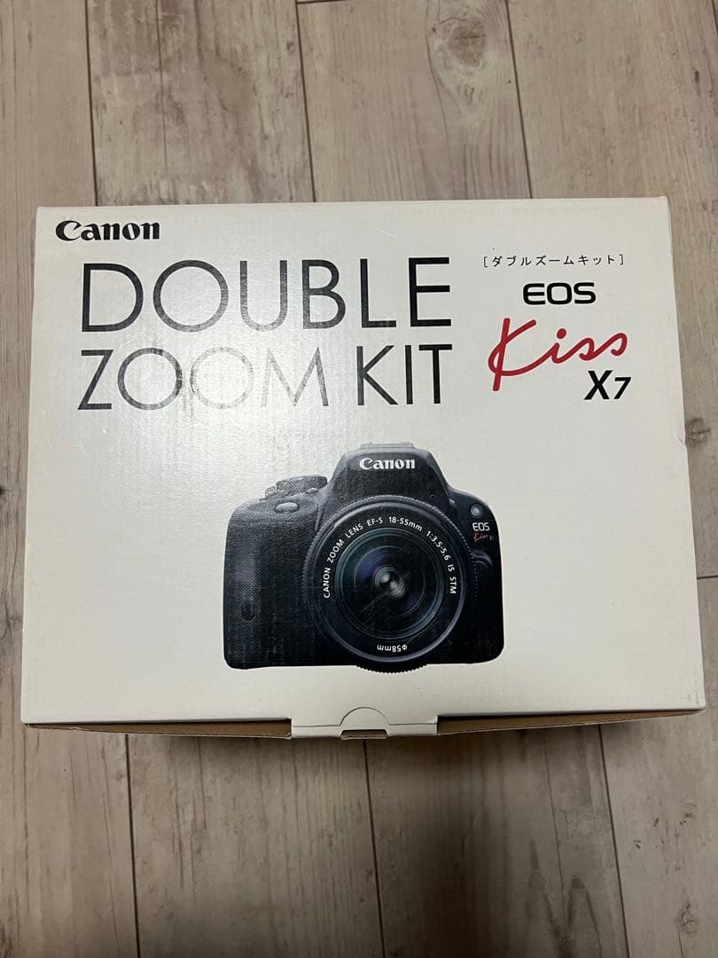 Canon EOS Kiss X7 ダブルズームキット　ケース付き