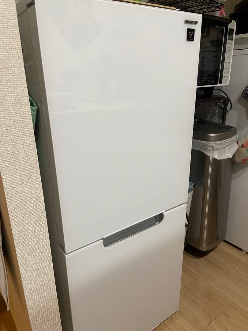 SHARP プラズマクラスター冷蔵庫　SJ-GD15J-W 152L