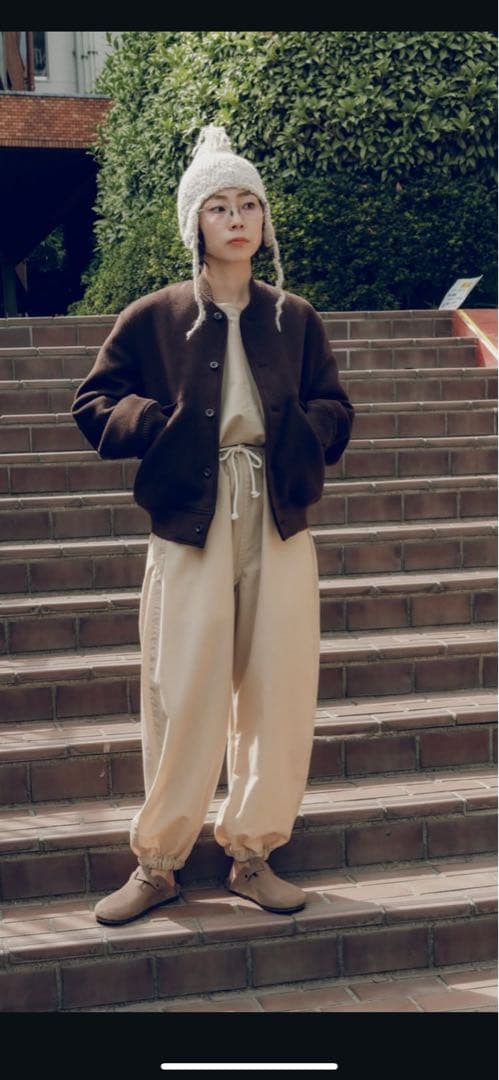 vonsonoのウール・アルパカ混フード型ニット帽