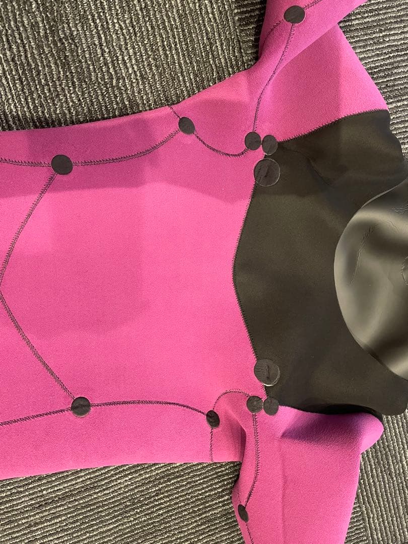 Fellow 新品セミドライスーツ 5×3ミリLサイズ