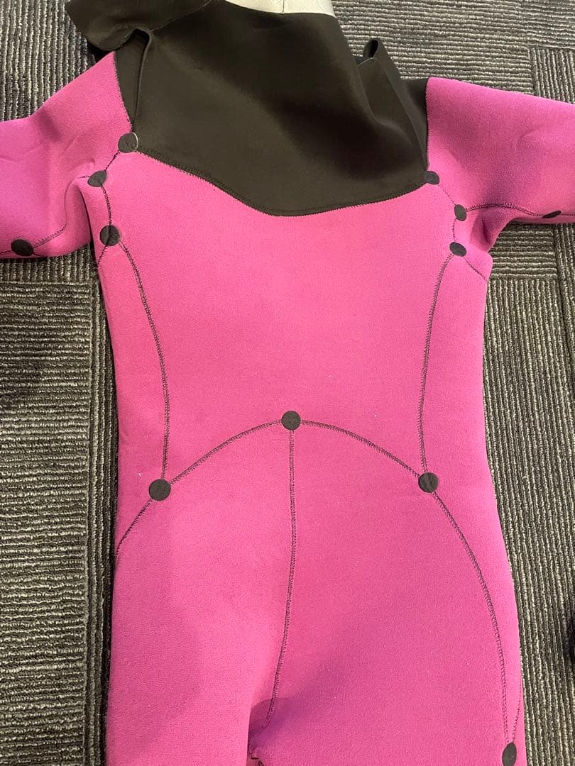 Fellow 新品セミドライスーツ 5×3ミリLサイズ