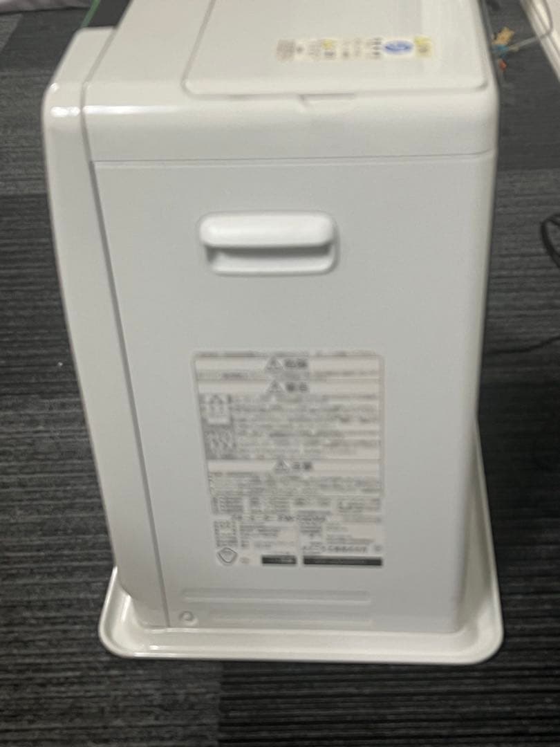 ダイニチ 石油ファンヒー ター FW-72DX42019年製