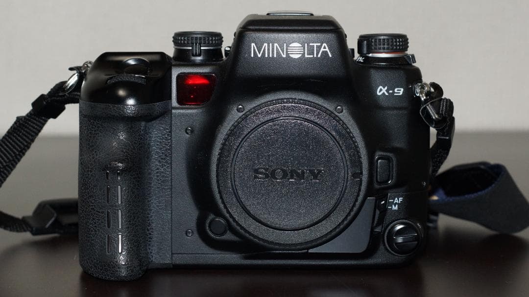 MINOLTA　ミノルタ　α-9　レンズ付き（AF 70-210 F4）