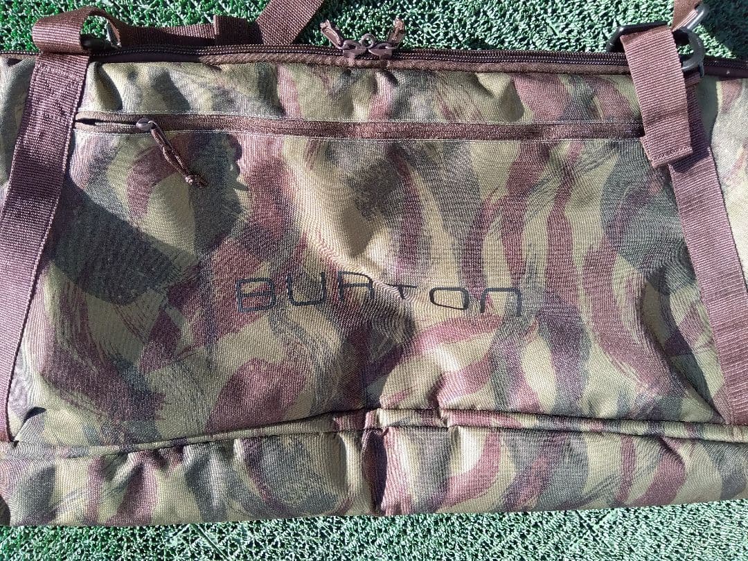 キャスター付きBURTONスノーボードケース/ SALOMON DAKAIN