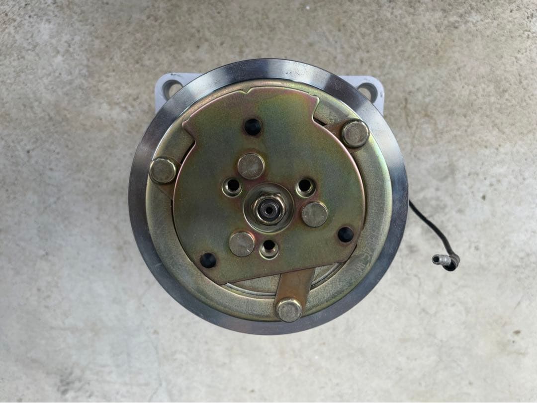 (絶版　希少)SANDEN SD-507 エアコンコンプレッサー　新品