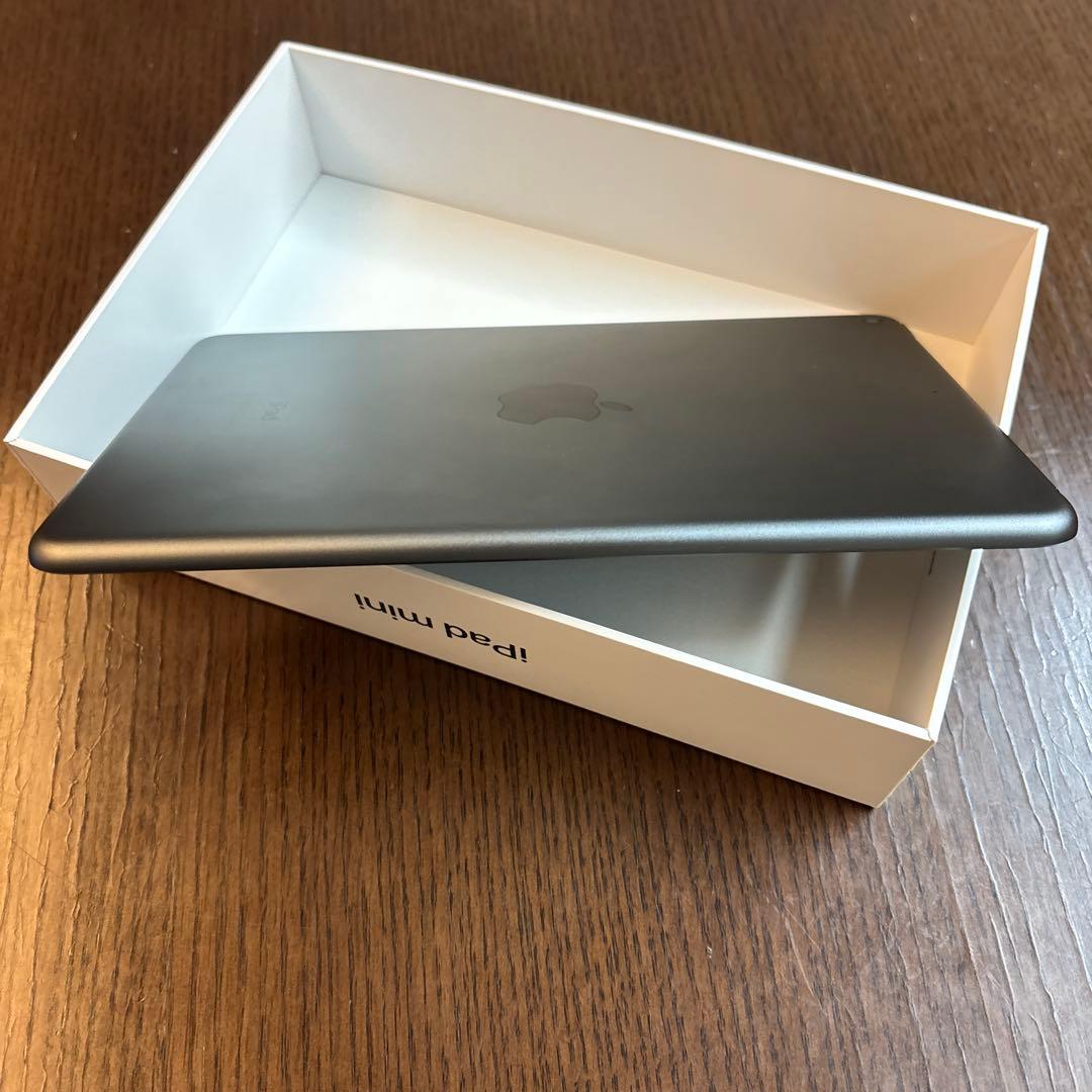 美品 中古 iPad mini 第5世代 Wi-Fi 64GB スペースグレイ