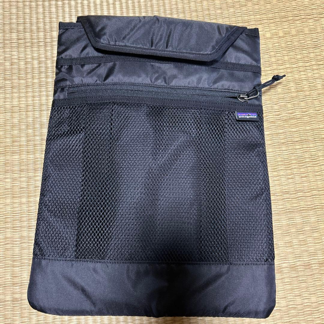 48230 アトム デイパック 24L パタゴニア ブラック