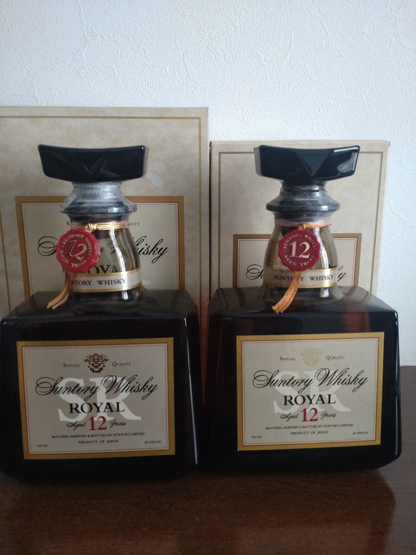 sumさま専用 サントリー ローヤル 12年 白・黒・シルバー2本の4本セット