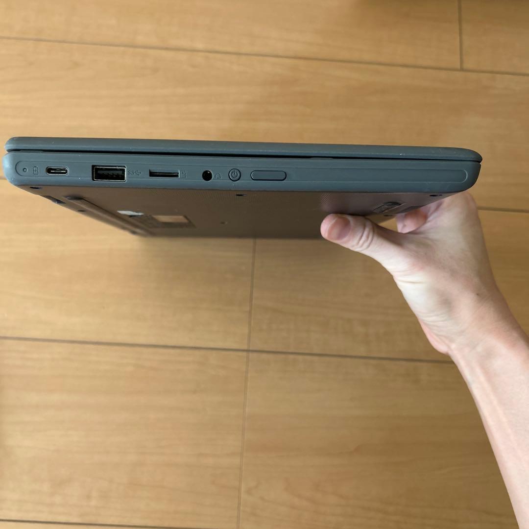 ASUS クロームブック　CR1100FK