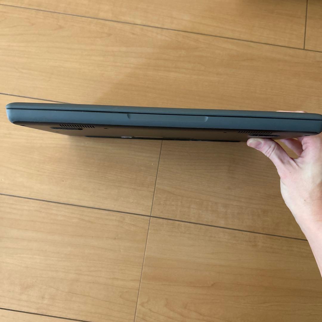 ASUS クロームブック　CR1100FK