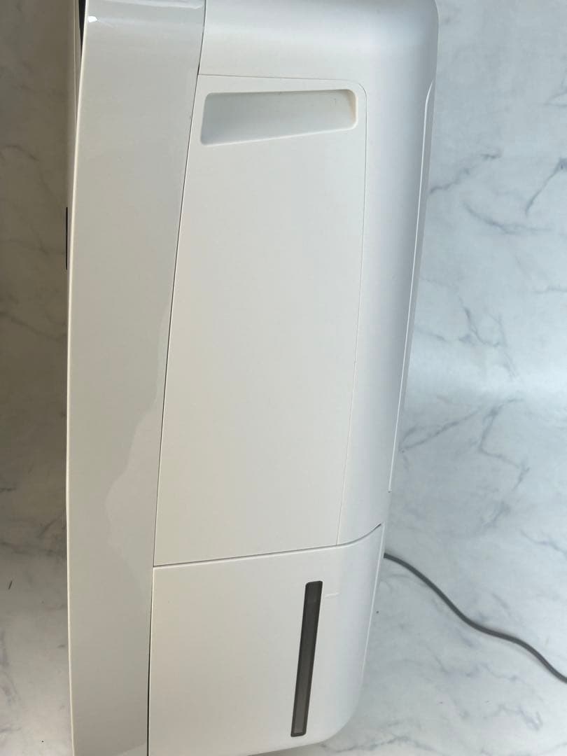 極美品 シャープ 衣類乾燥除湿機 CV-L120-W 鉄筋30畳