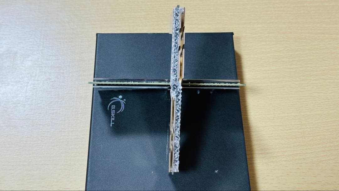 G.Skill Trident Z シルバー16GB DDR4 メモリ