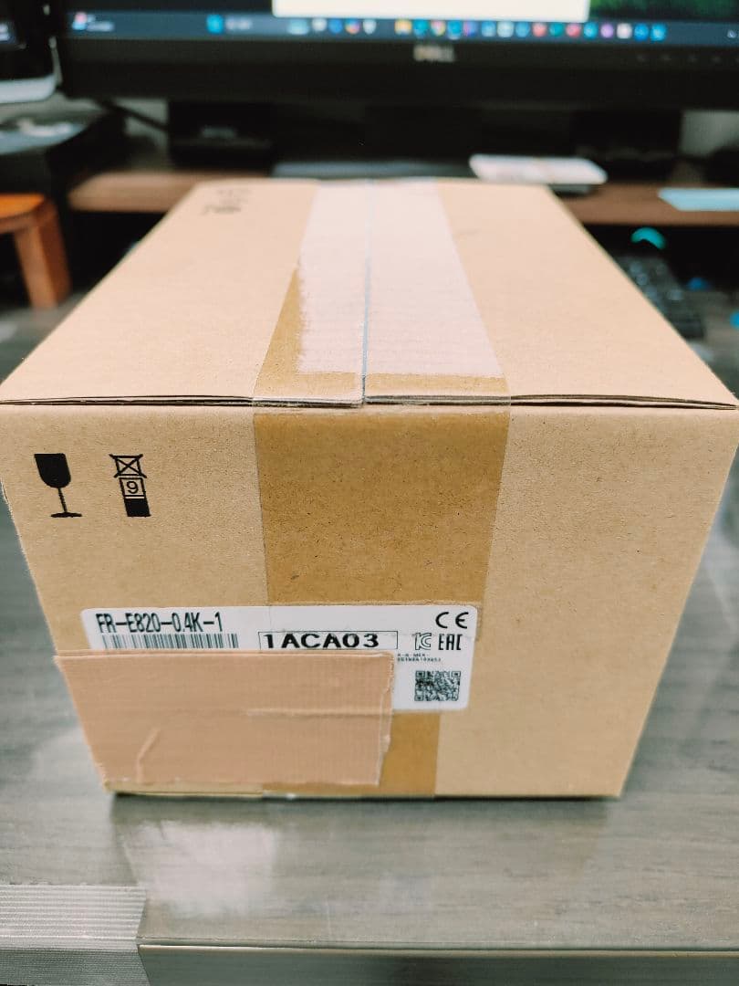 【新品未開封】三菱インバータ FR-E820-0.4K-1