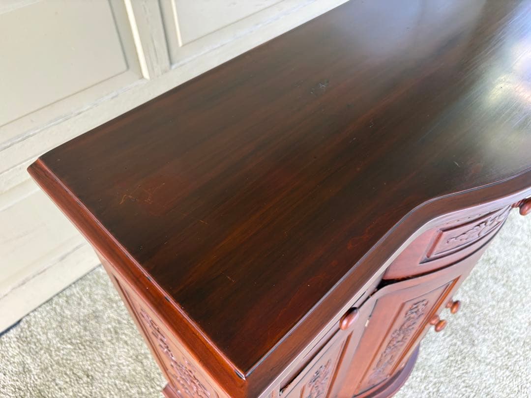 アンティーク調 木彫りコンソールキャビネット サイドボード 飾り棚