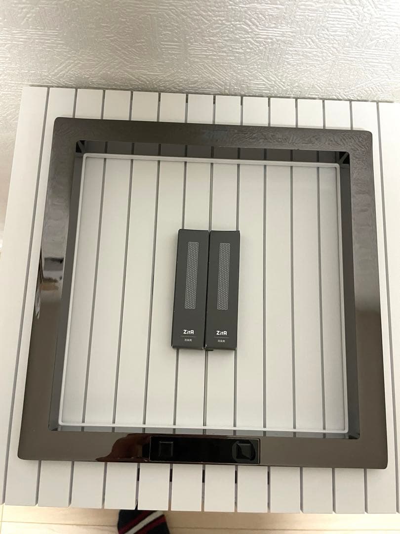 ZitA SQUARE ふた付きごみ箱 45L 白 消臭剤2個付き