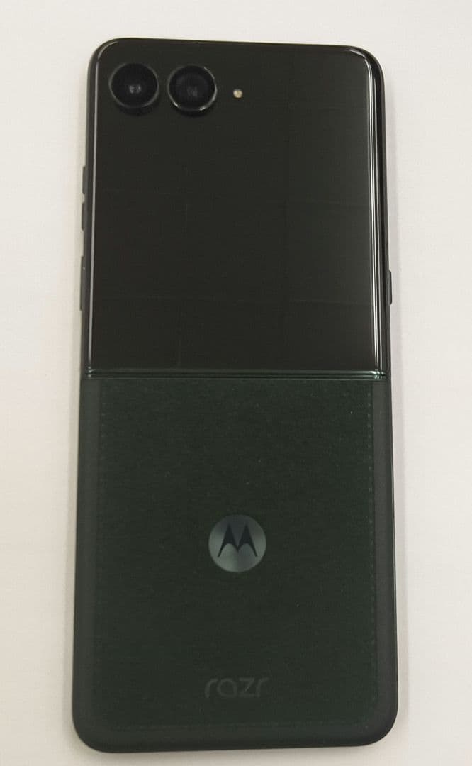 RAZR 60 ULTRA　click'sケース付
