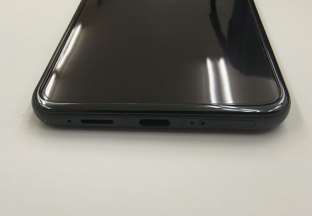 RAZR 60 ULTRA　click'sケース付