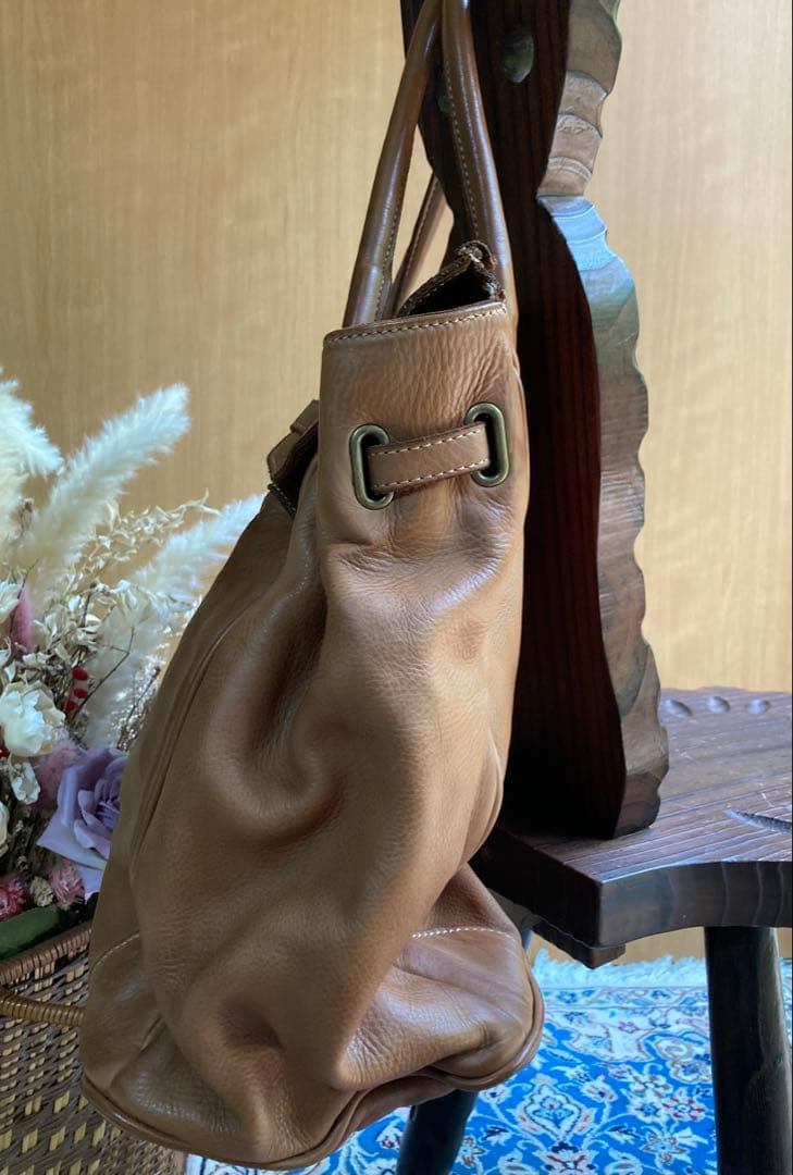 ジェニュインレザーバック