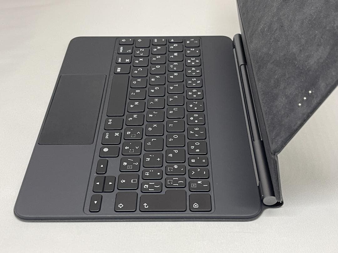 iPad Pro 11インチ用純正キーボード（Magic Keyboard）