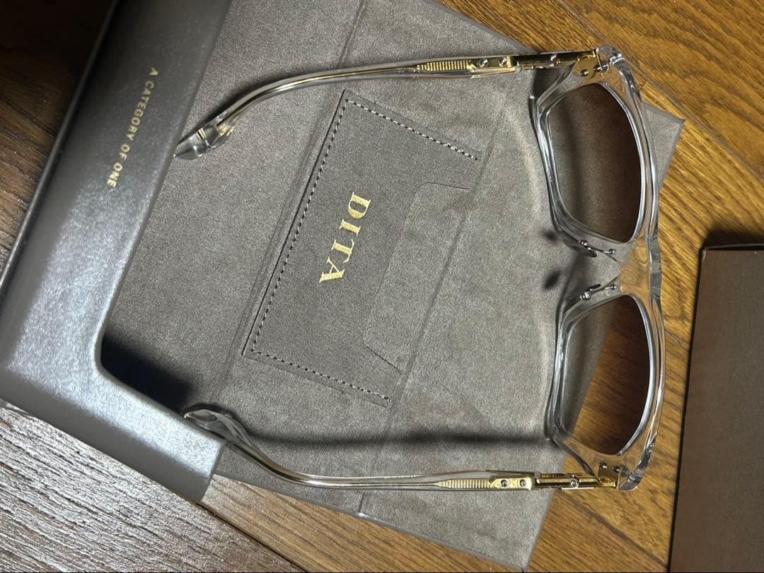 DITA クリアフレーム サングラス