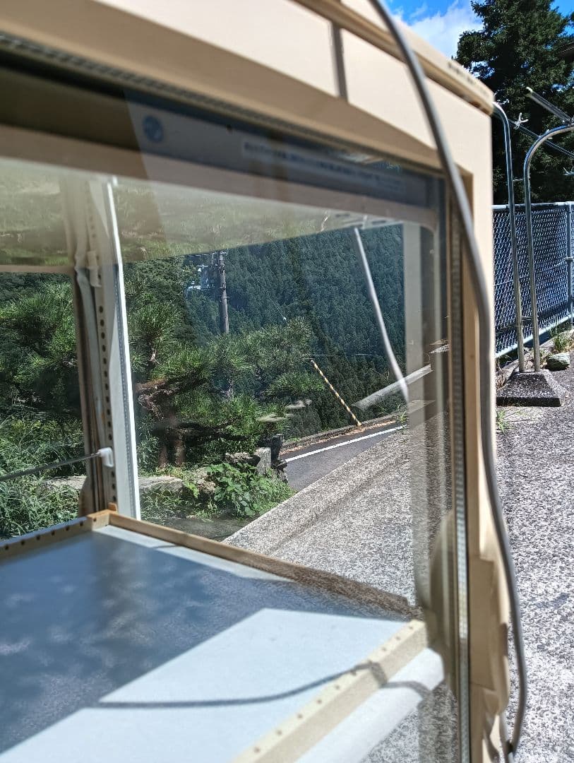 ITO EN 冷温庫　ショーケース SANYO 2段棚