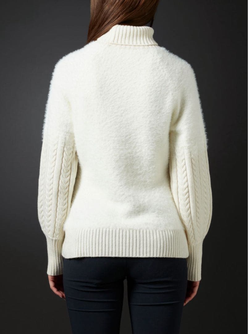 美品 ♡デサントゴルフ　リュクス　タートルネックニット　シャギー　クリスタル