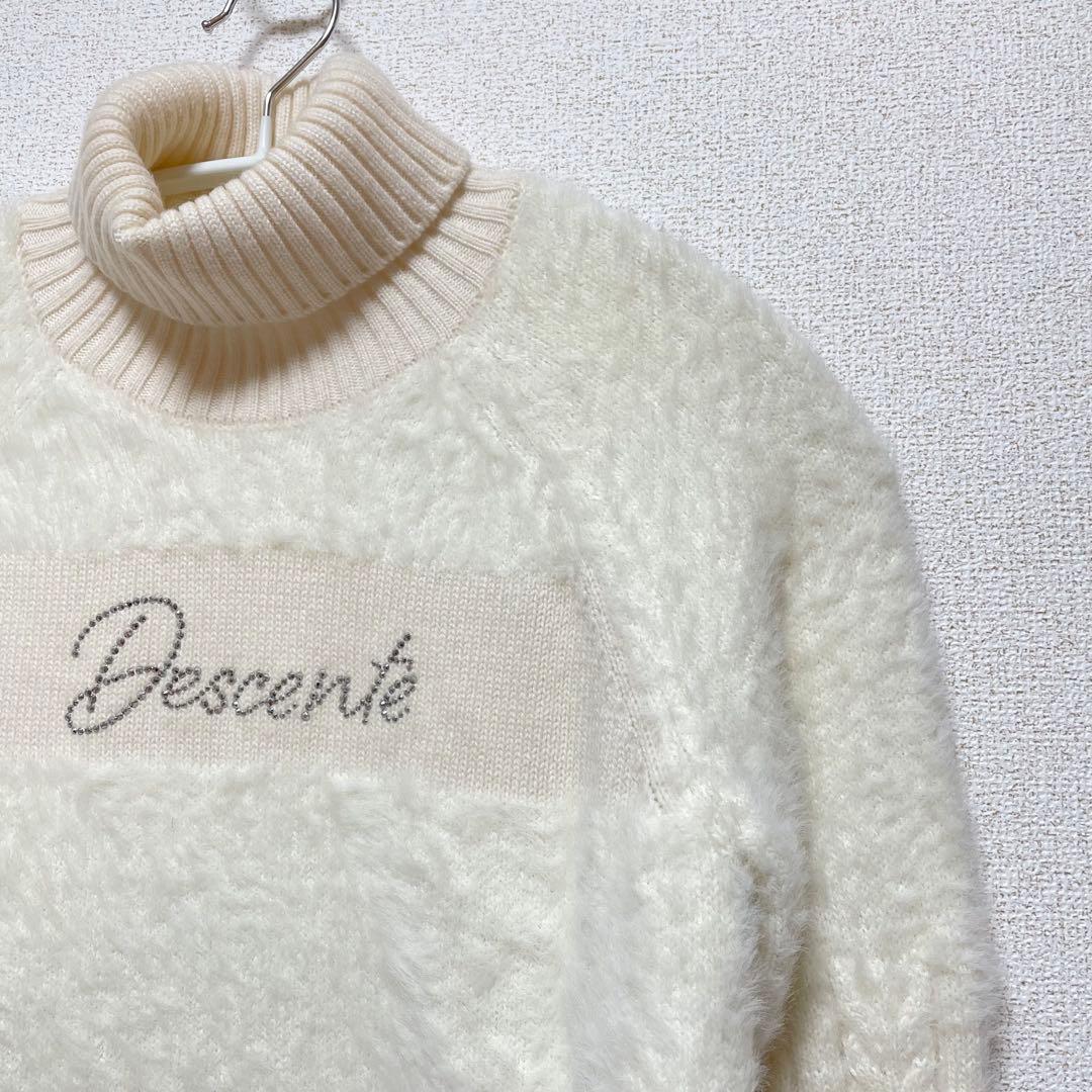 美品 ♡デサントゴルフ　リュクス　タートルネックニット　シャギー　クリスタル