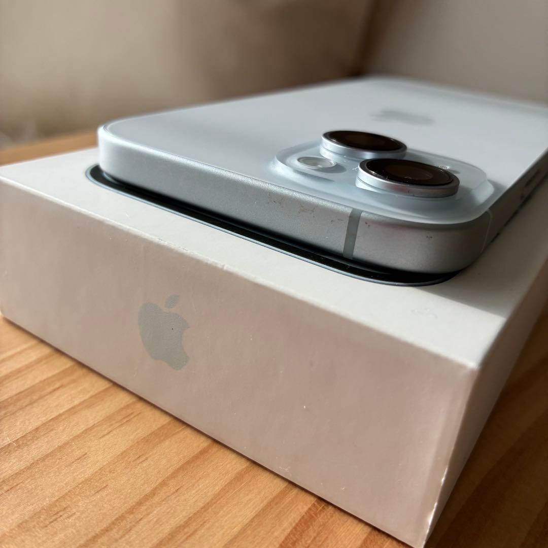 iPhone 15 ブルー 256GB 箱・ケーブル付 美品