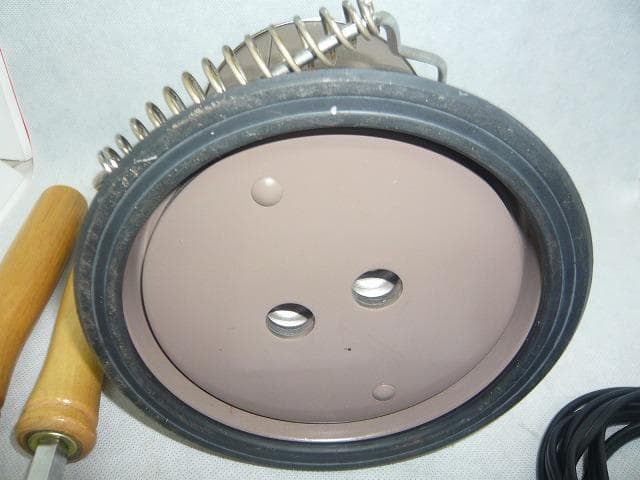 使用頻度大変少な目美品　タキイ　和裁電化鏝　和裁コテ　和裁こて　鏝２本付