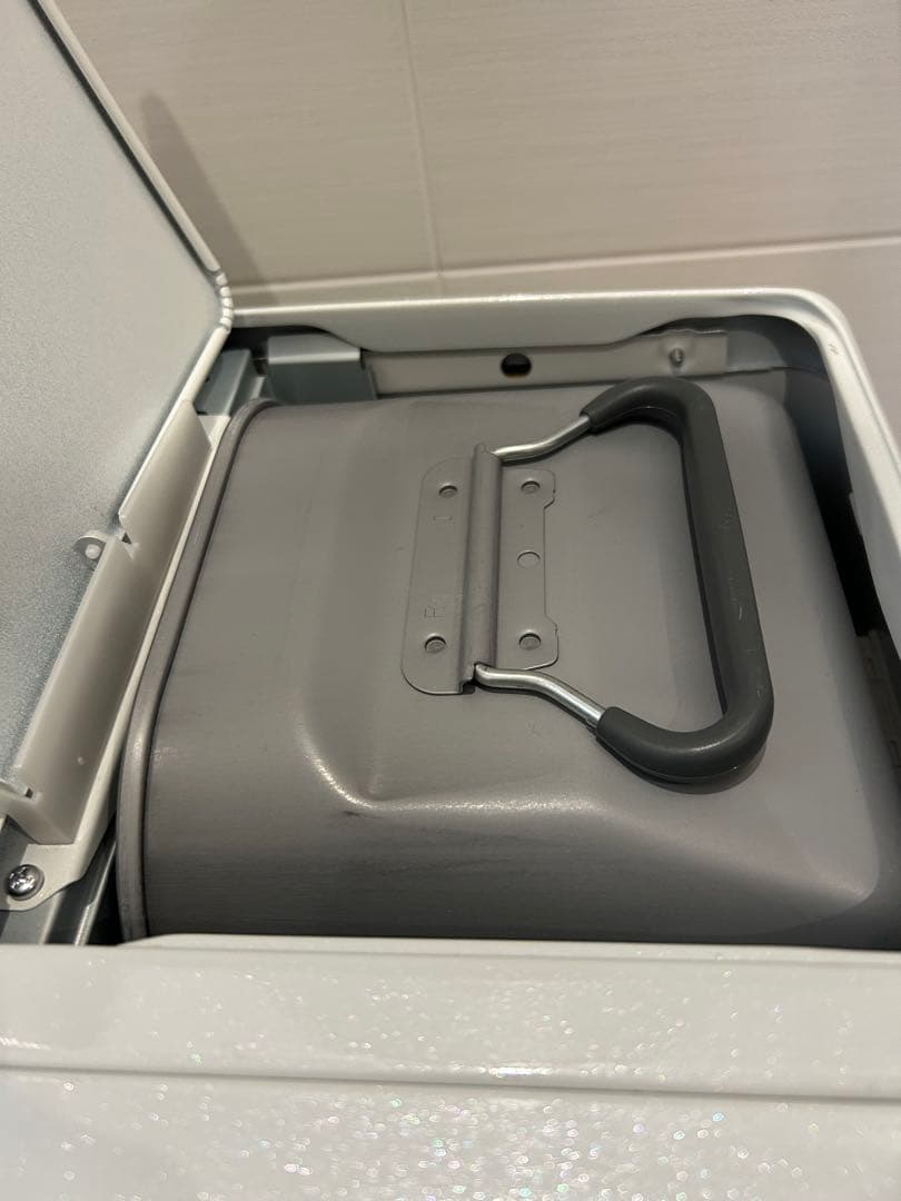 ほぼ新品　CORONA ファンヒーター FH-ST3617BY-W 2018年式