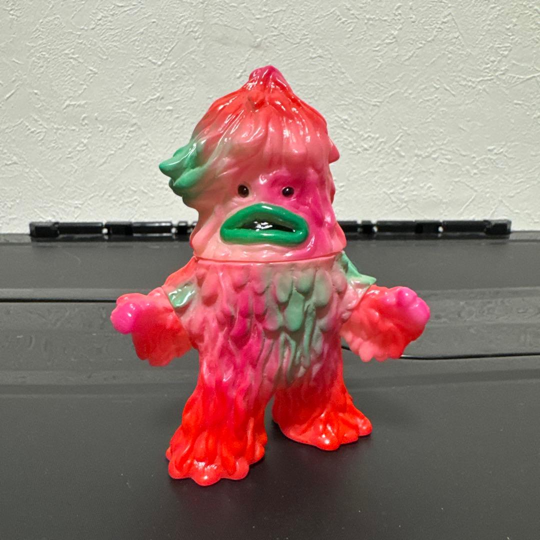 maxtoy ザザーン　蓄光