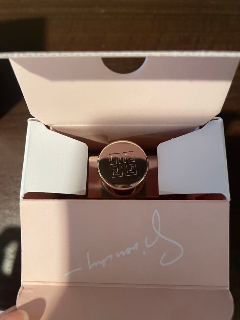 【YKTC』GIVENCHY香水のみ／イレジスティブルオーデパルファム／