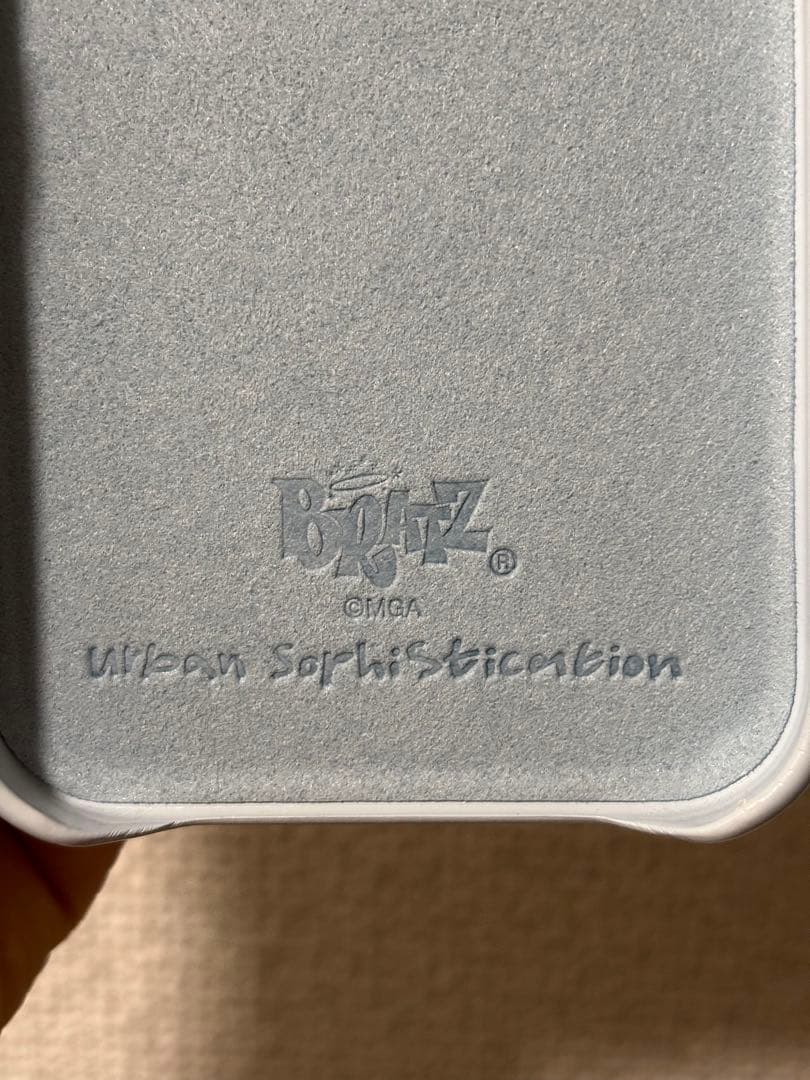 UrbanSophistication スマホケース　iPhone15