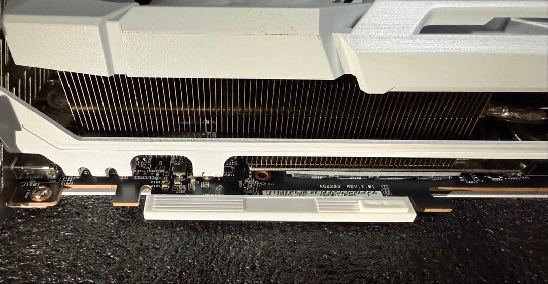 Radeon RX 7900 XTX Taichi White 24GB 美品