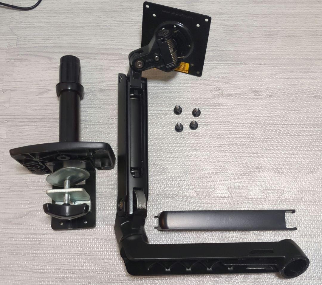 Amazonベーシック モニターアーム シングルディスプレイタイプ ブラック