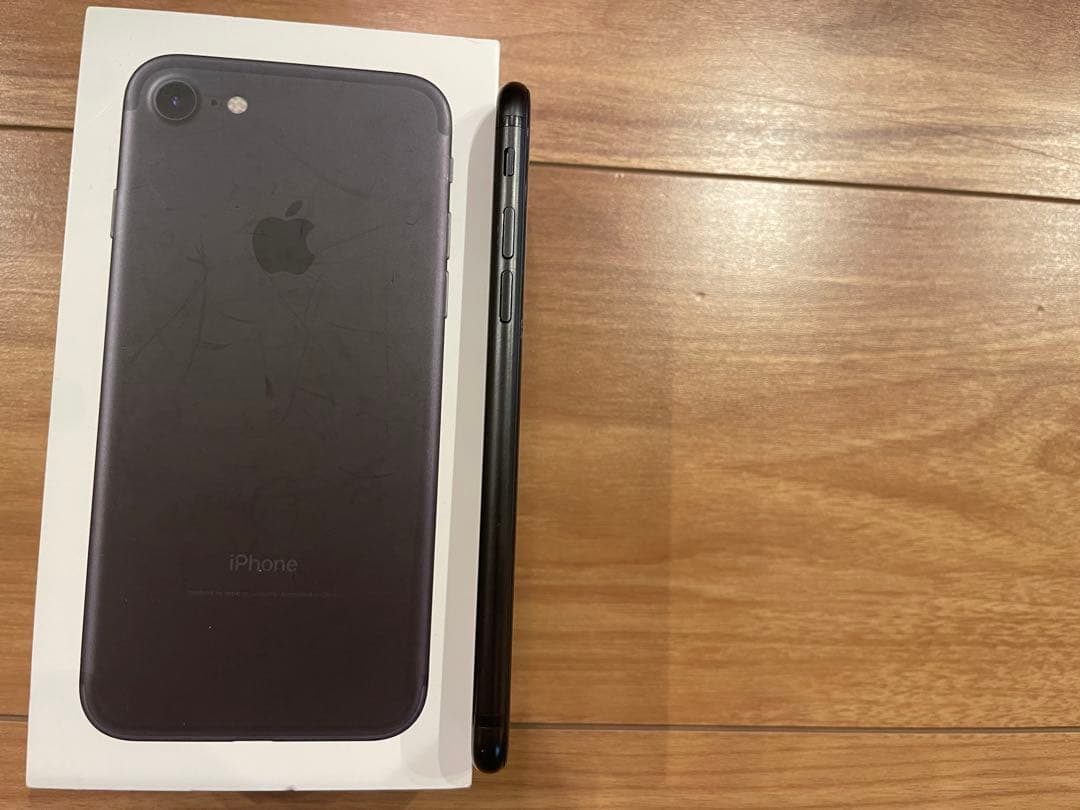 iPhone7 128GB　ブラック　バッテリー最大容量90% 良品