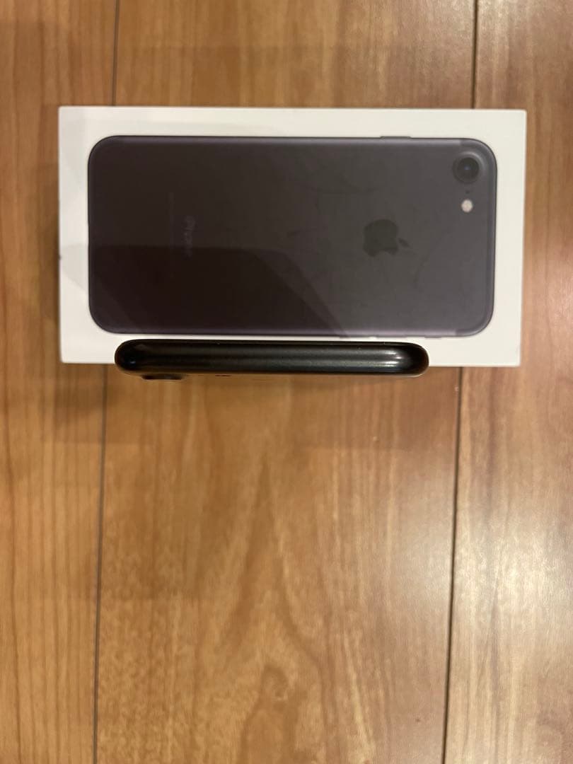 iPhone7 128GB　ブラック　バッテリー最大容量90% 良品