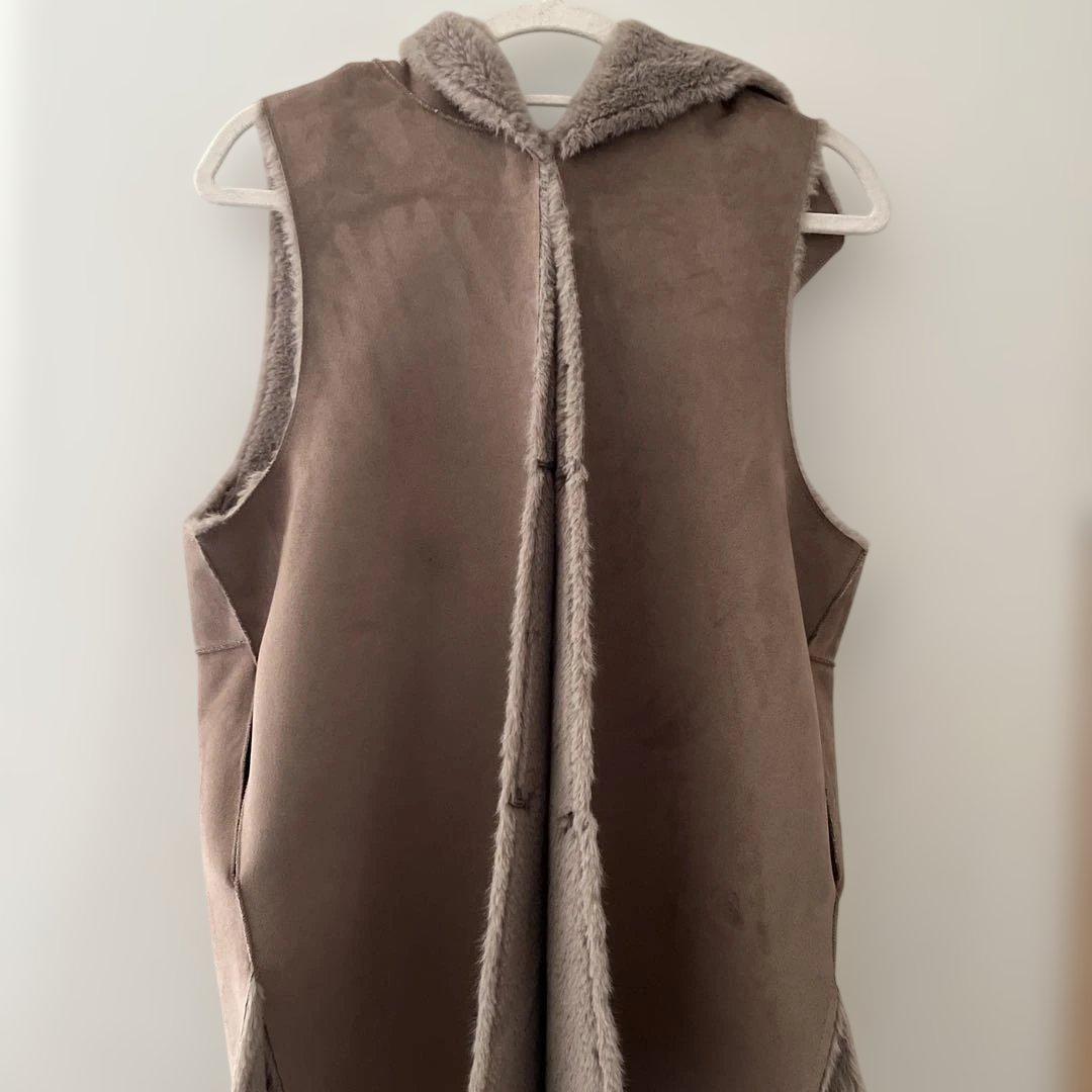 RIVE DROITE(リヴドロワ) エコファーフードジレ