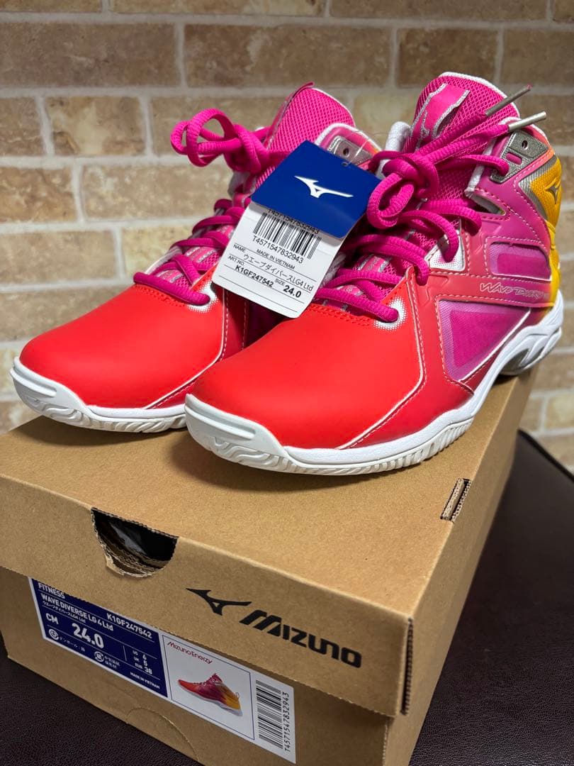 ゆうこりん様　【新品】タグ付き　ミズノ　Mizuno ウェーブダイバース