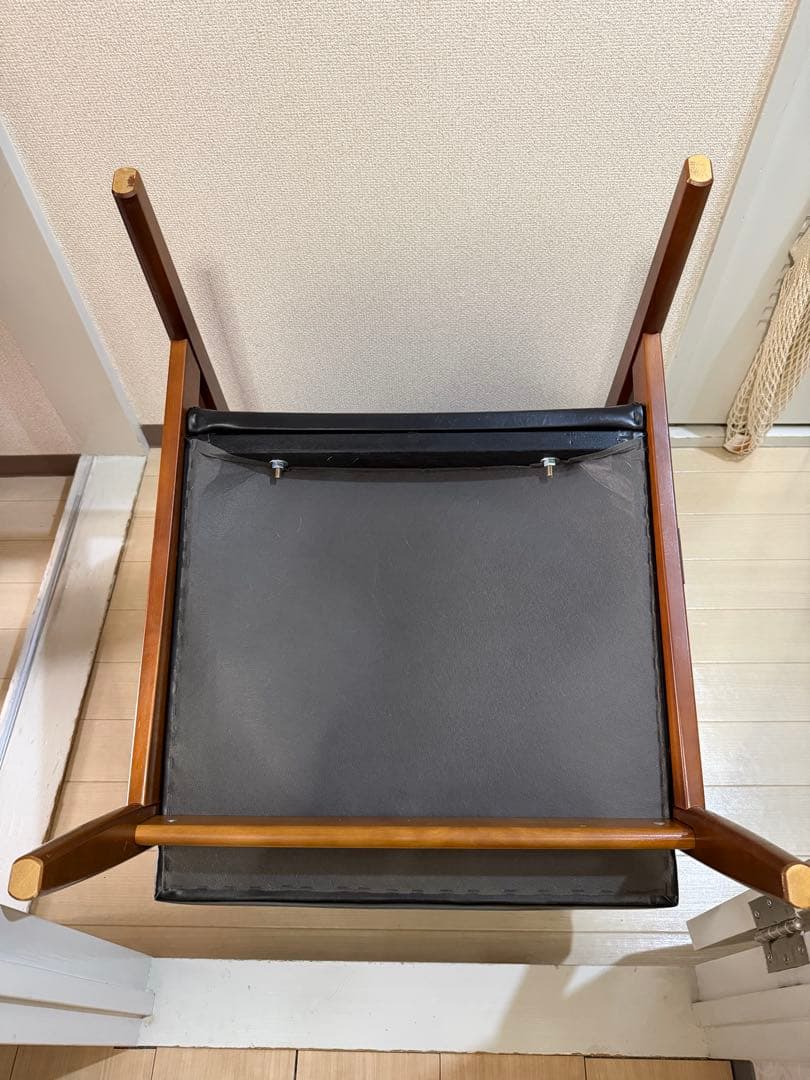 カリモク60Kチェア