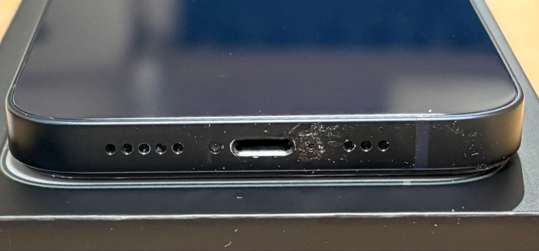 【新品バッテリー】iPhone 13 256GB ミッドナイトSIMフリー　本体