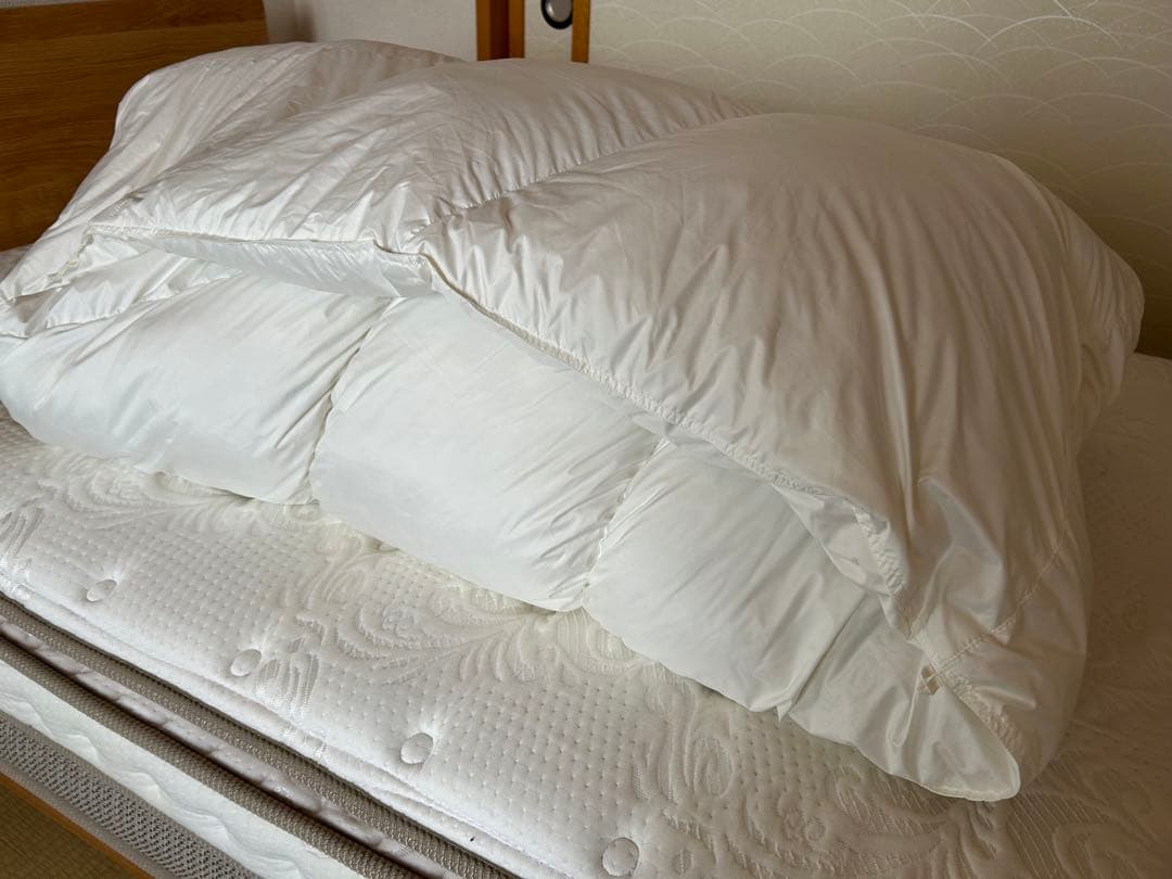 ニトリ/羽毛布団/カルフワウモウブトン/シングルサイズ